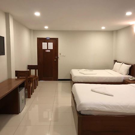 Regal Home Guesthouse Πνομ Πενχ Εξωτερικό φωτογραφία